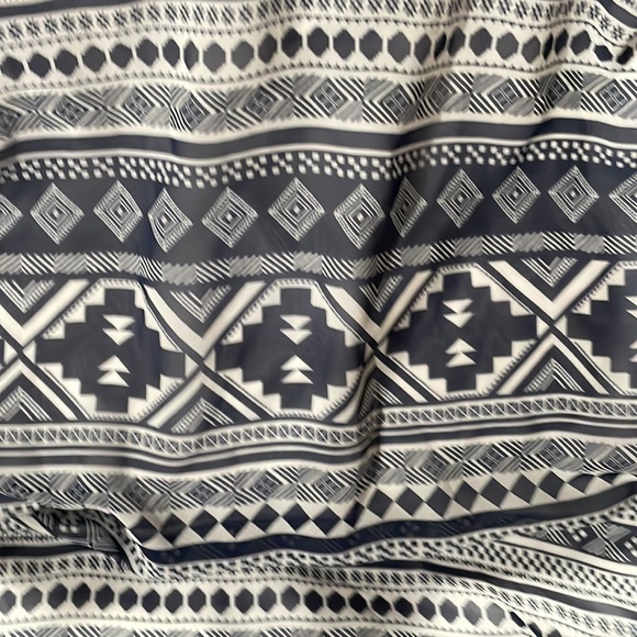 Amy byer dress - Picture 3 of 6